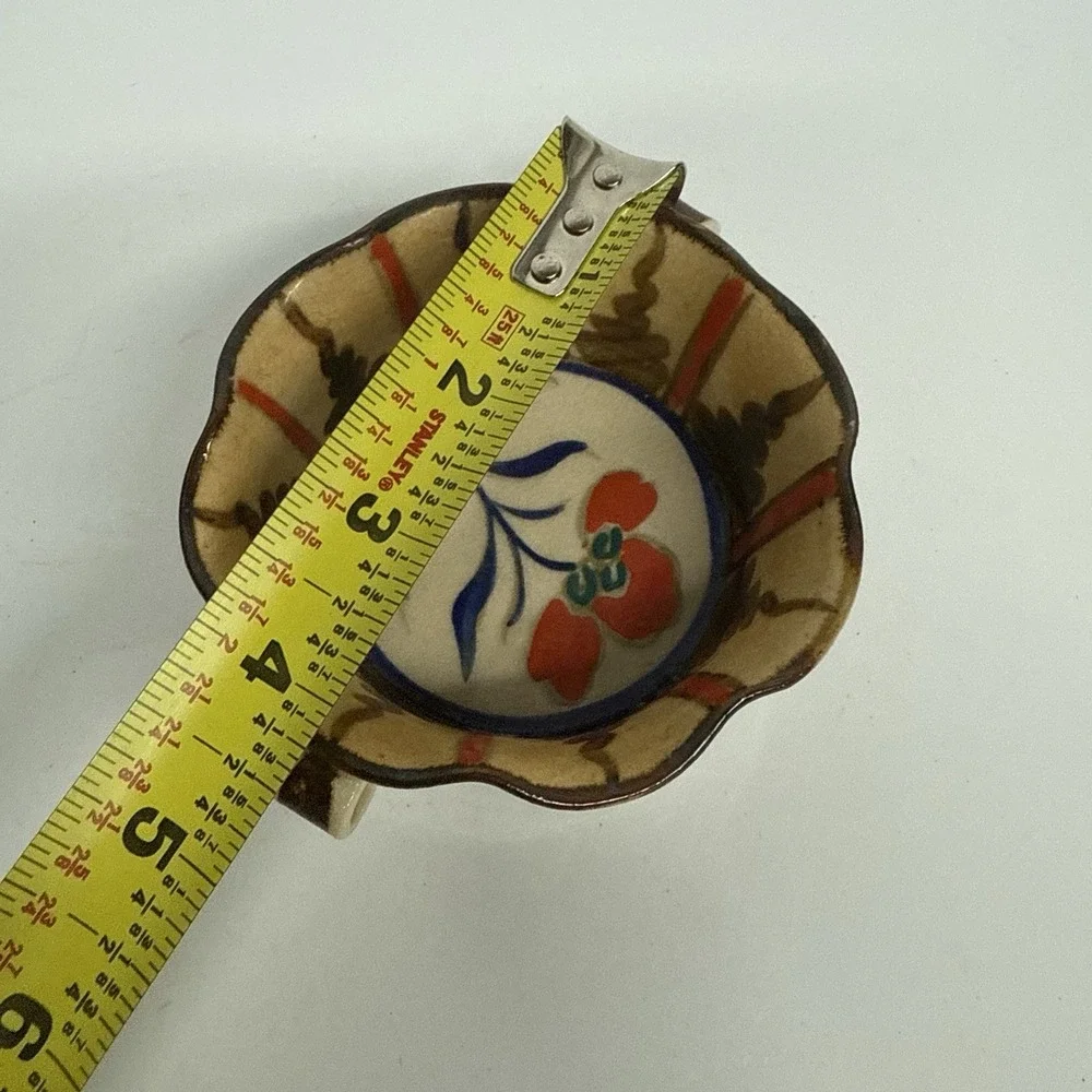 19th-century Jaspe bowl, hand-painted with a floral motif Made In‎ Japan Pottery